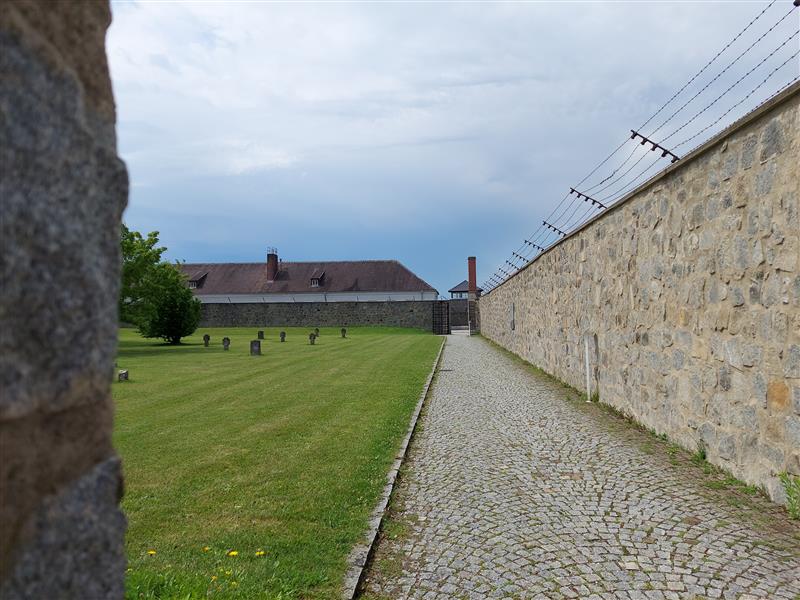 Górna Austria - Obóz koncentracyjny Mauthausen. Cmentarz